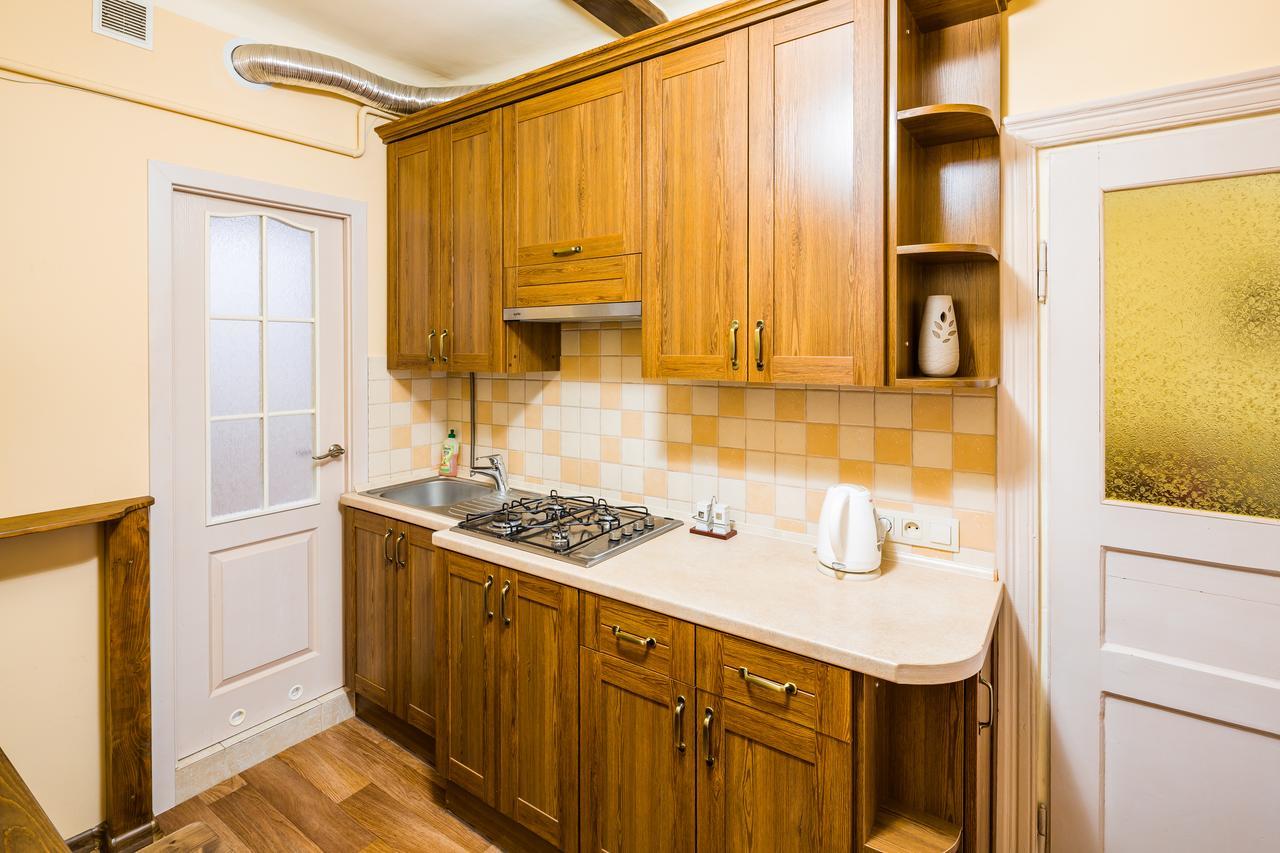 Apartment Krakivska 15 リヴィウ エクステリア 写真