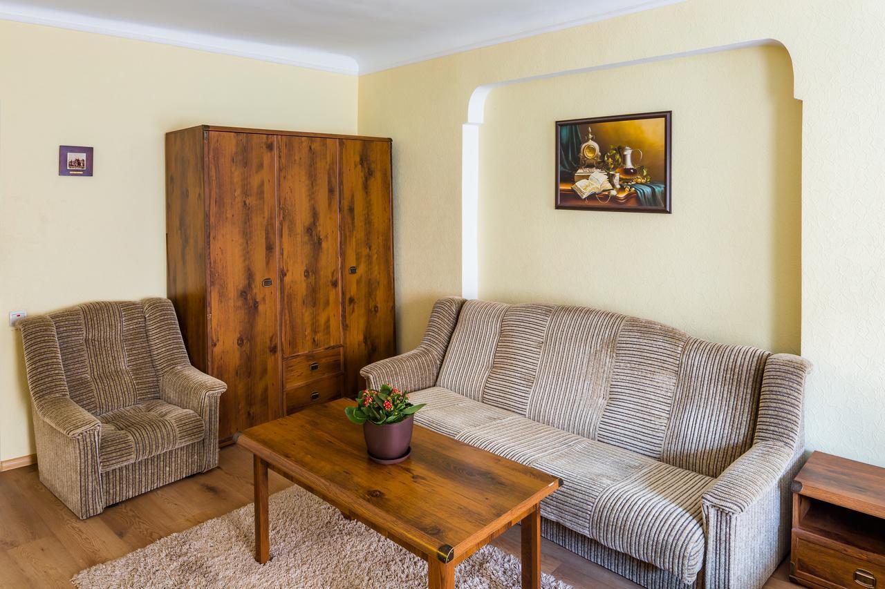 Apartment Krakivska 15 リヴィウ エクステリア 写真