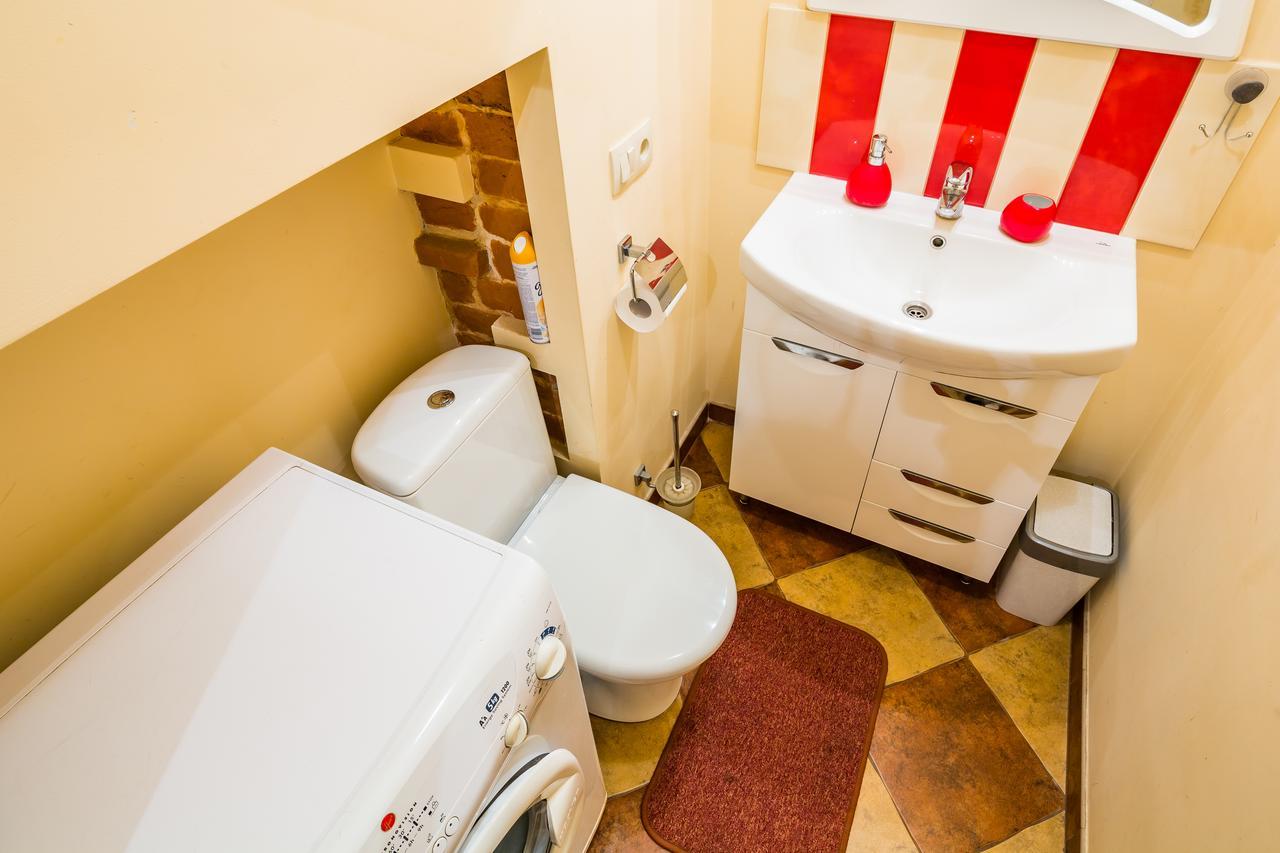 Apartment Krakivska 15 リヴィウ エクステリア 写真
