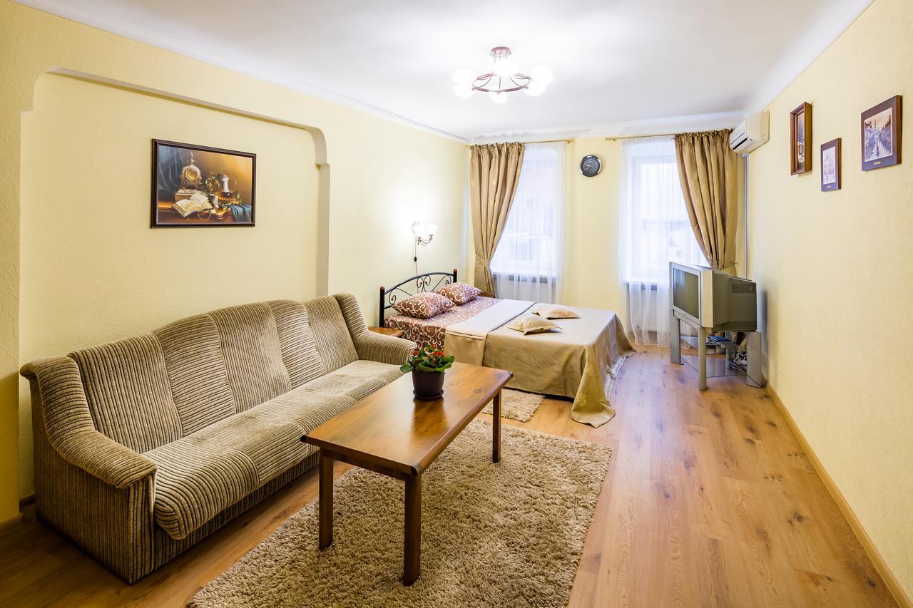 Apartment Krakivska 15 リヴィウ エクステリア 写真